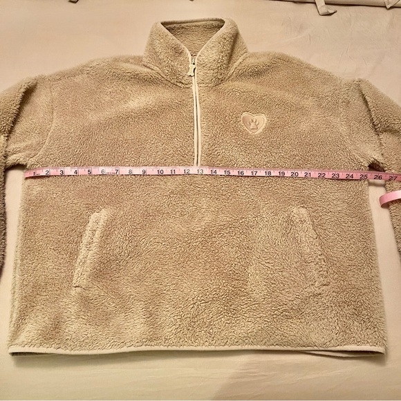 BOBS Dog Mom Sherpa Pullover - Picture 14 of 16